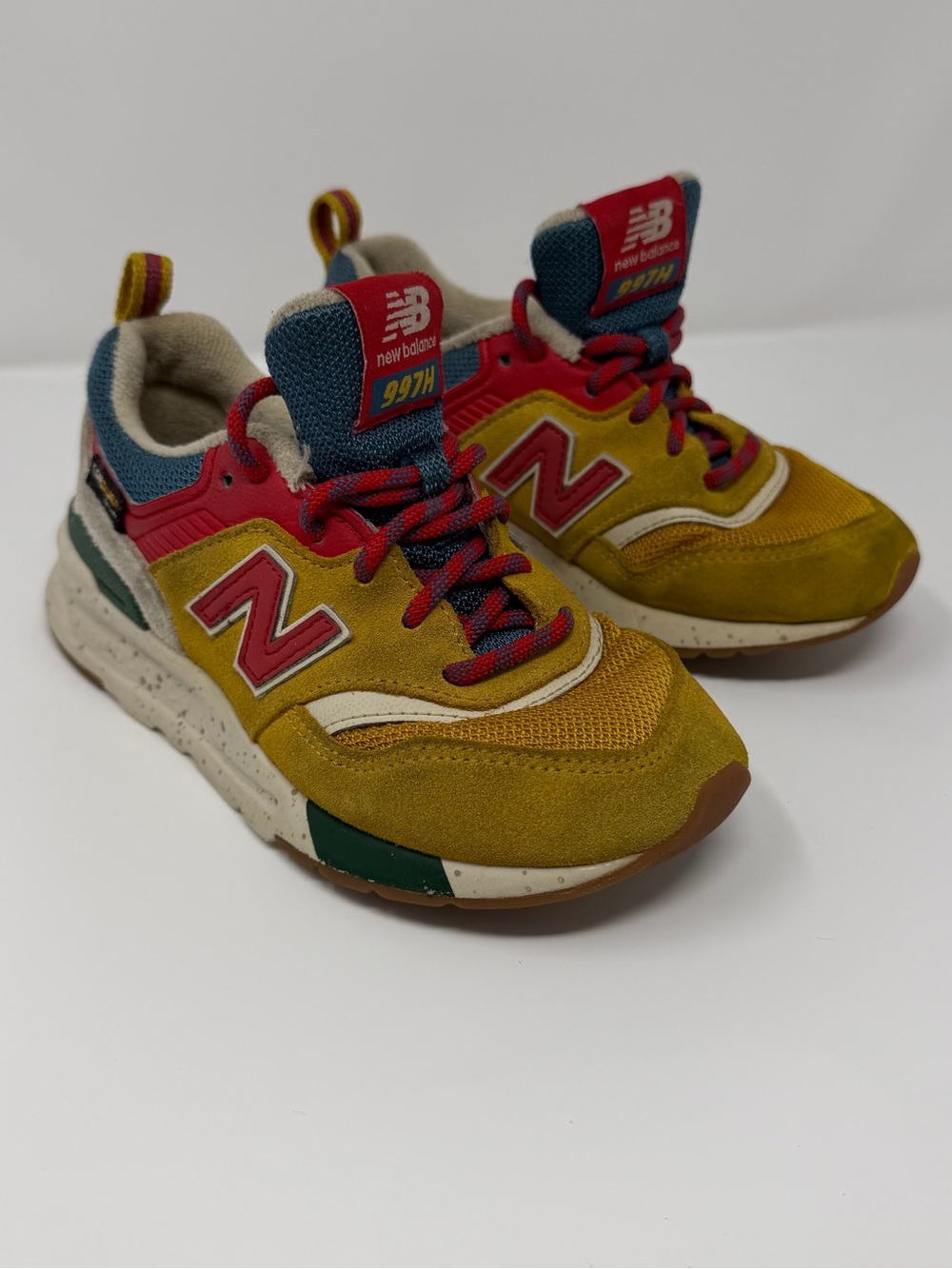 New Balance Kids Sneakers in Mustard Yellow, Red & Teal